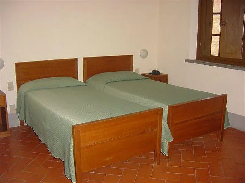 Hotel Santa Croce In Fossabandaの連絡先